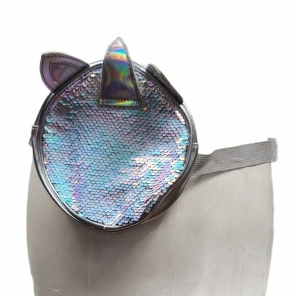 Unicorn Silver Metallic Sequin Round Fanny Pack - Picture 9 of 11